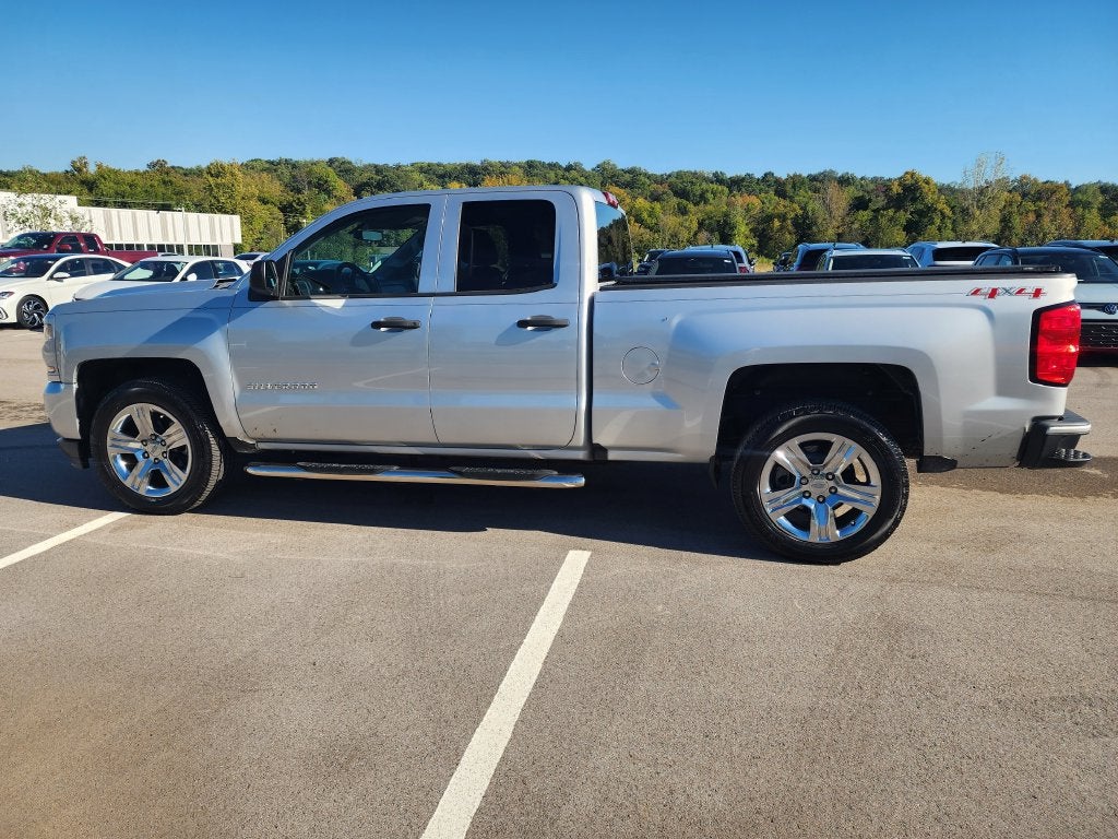 2017 Chevrolet Silverado 1500 Custom