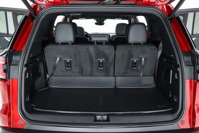 2025 GMC Acadia AT4