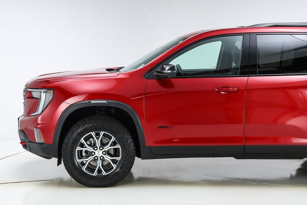 2025 GMC Acadia AT4