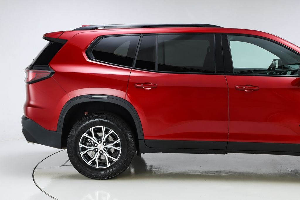 2025 GMC Acadia AT4