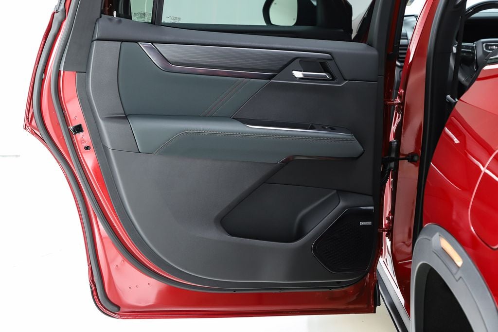 2025 GMC Acadia AT4
