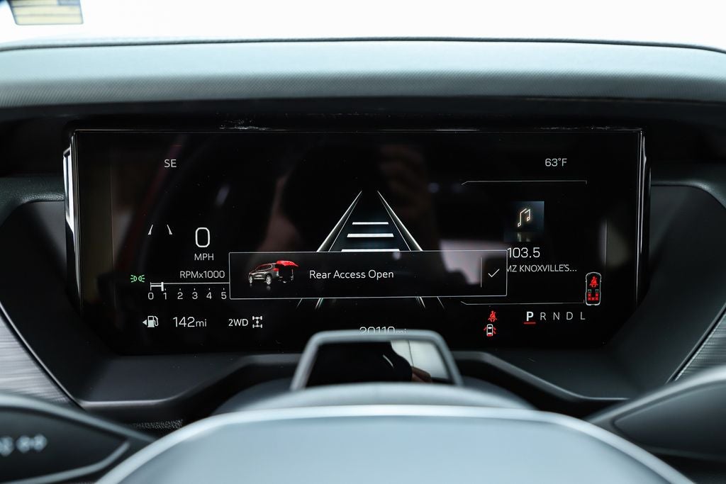 2025 GMC Acadia AT4