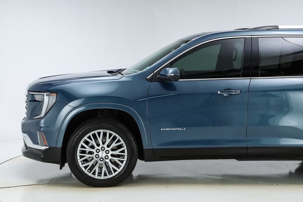 2025 GMC Acadia Denali