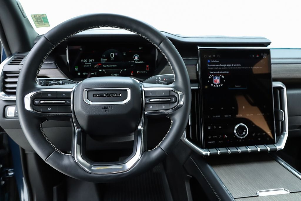 2025 GMC Acadia Denali