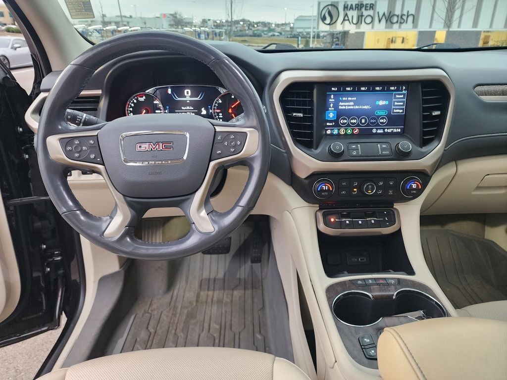 2020 GMC Acadia Denali