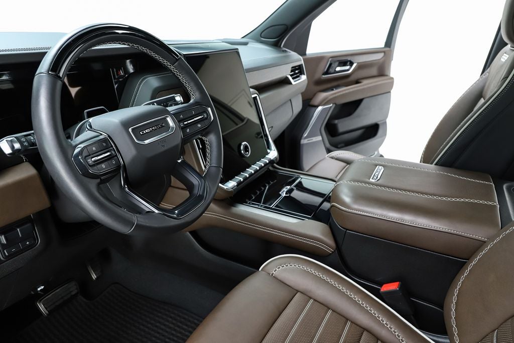 2025 GMC Yukon Denali Ultimate