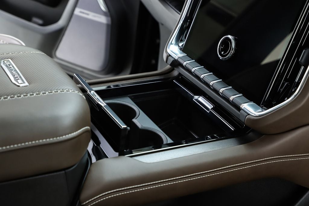 2025 GMC Yukon Denali Ultimate