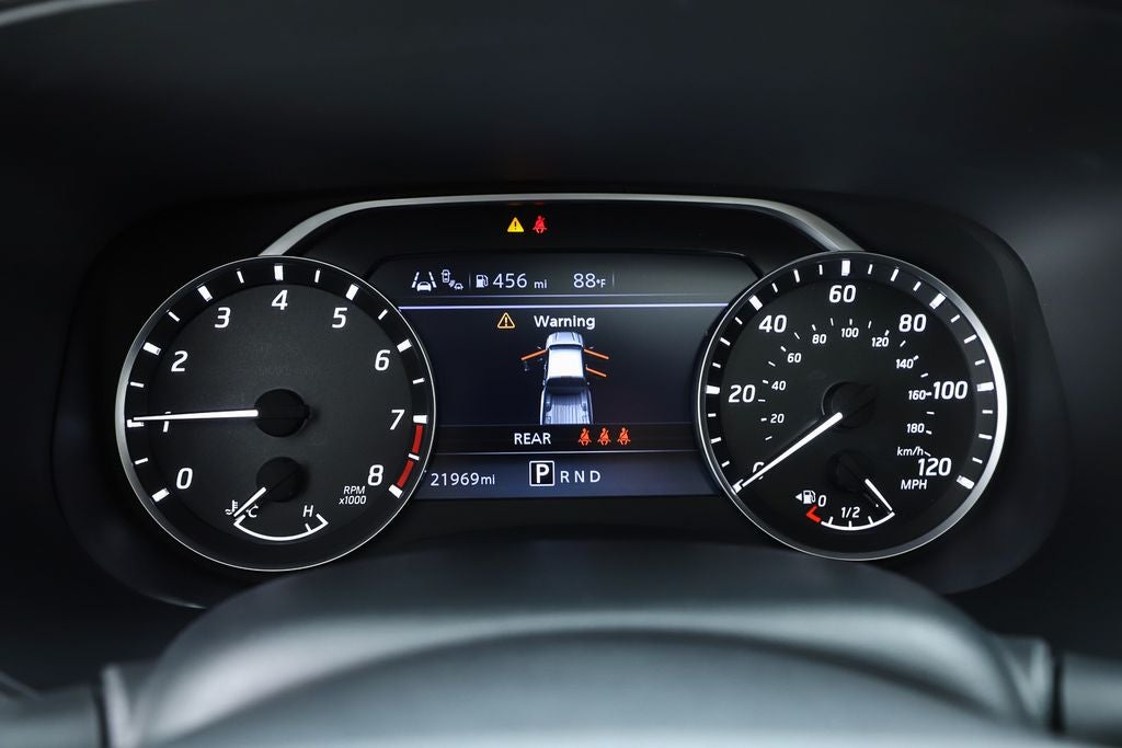 2023 Nissan Frontier SV