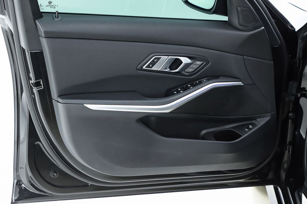 2021 BMW 3 Series 330i