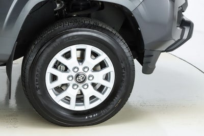 2022 Toyota Tacoma SR V6