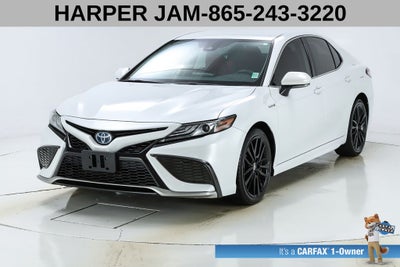 2021 Toyota Camry Hybrid XSE