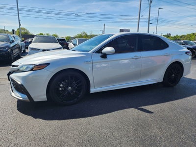 2021 Toyota Camry Hybrid XSE