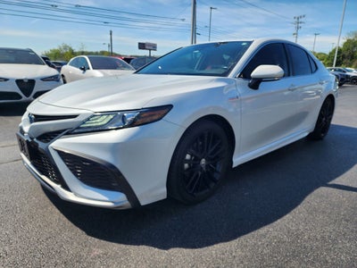 2021 Toyota Camry Hybrid XSE