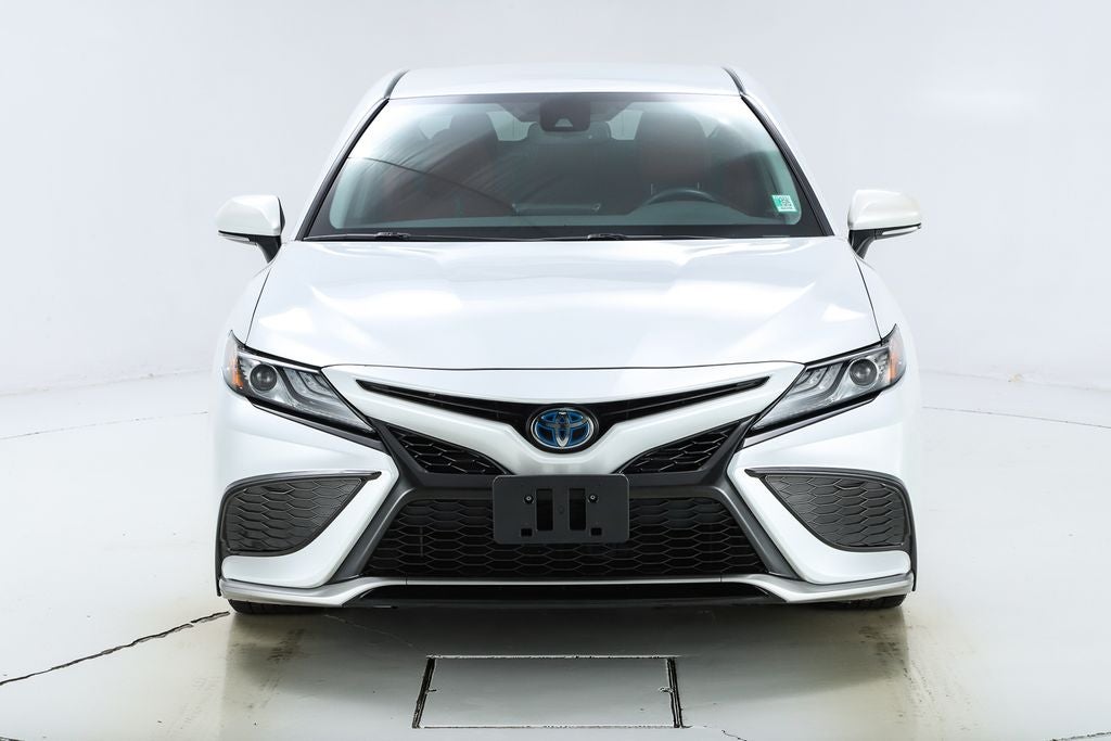 2021 Toyota Camry Hybrid XSE
