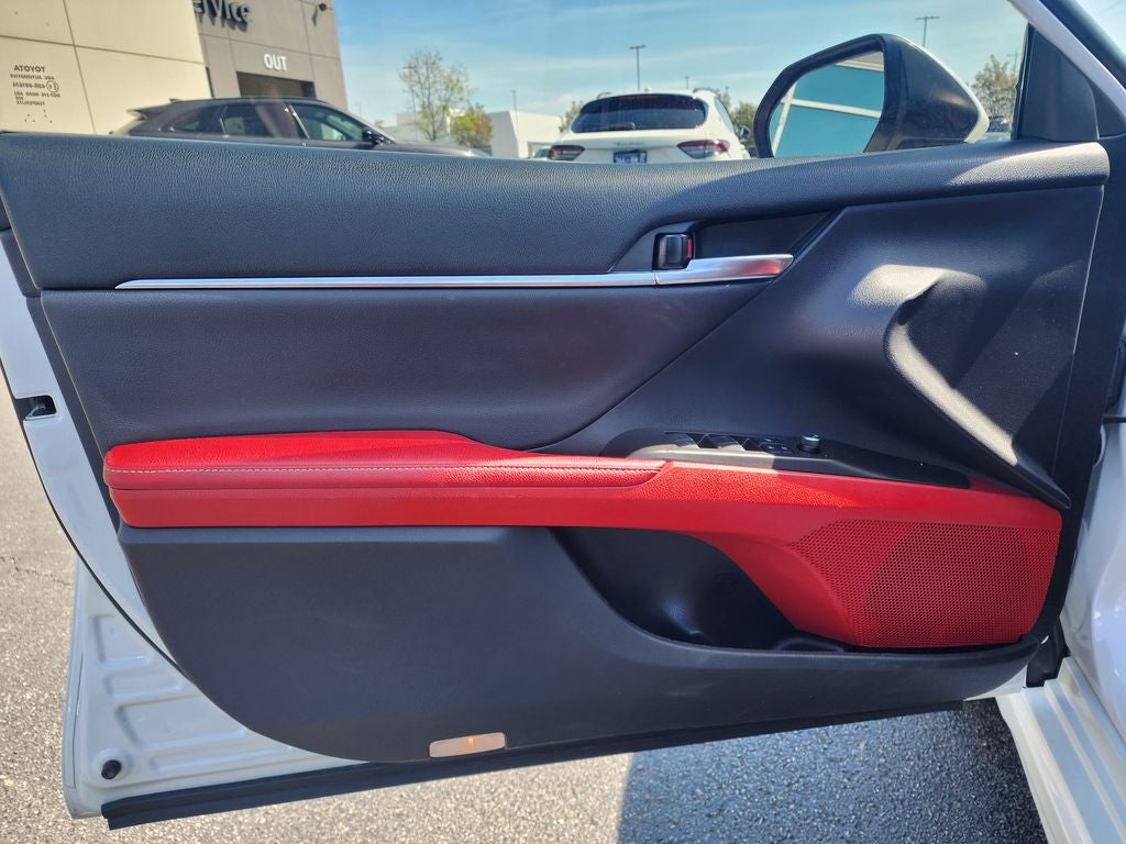 2021 Toyota Camry Hybrid XSE