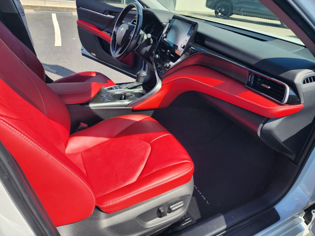 2021 Toyota Camry Hybrid XSE