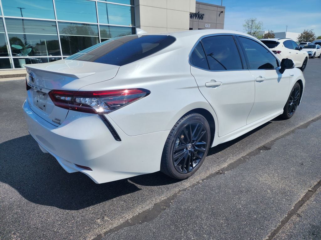 2021 Toyota Camry Hybrid XSE