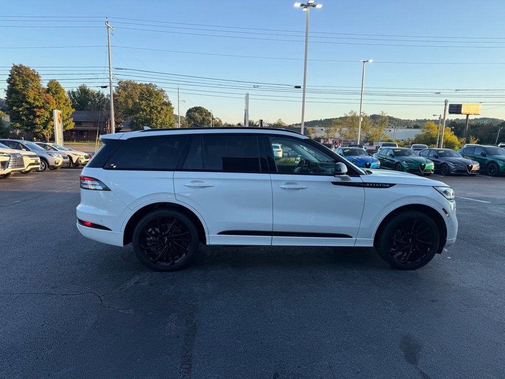 2023 Lincoln Aviator Black Label Premium