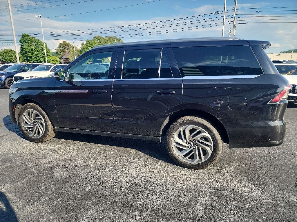 2025 Lincoln Navigator Reserve