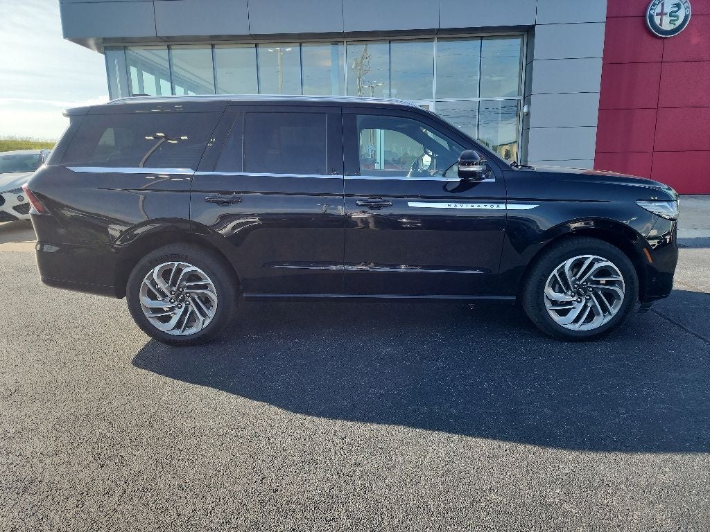 2025 Lincoln Navigator Reserve