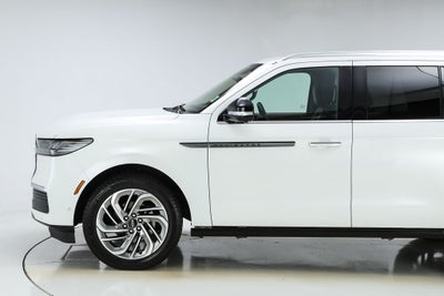 2025 Lincoln Navigator Reserve