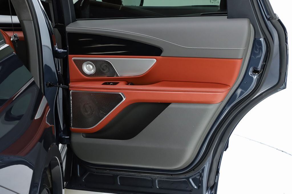2024 Lincoln Nautilus Black Label