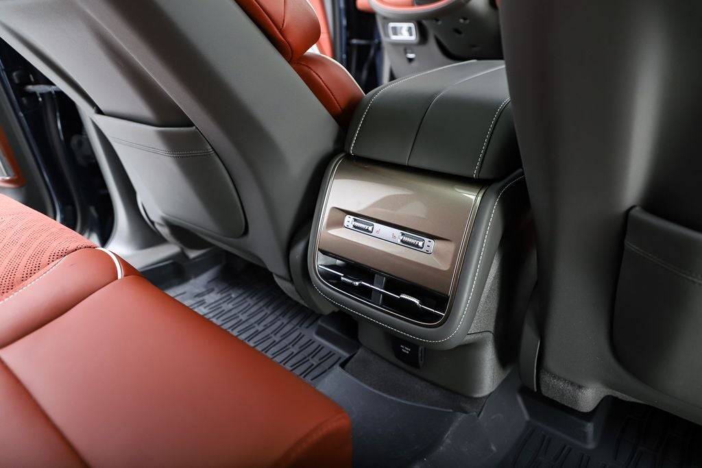 2024 Lincoln Nautilus Black Label