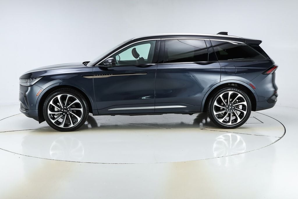 2024 Lincoln Nautilus Black Label