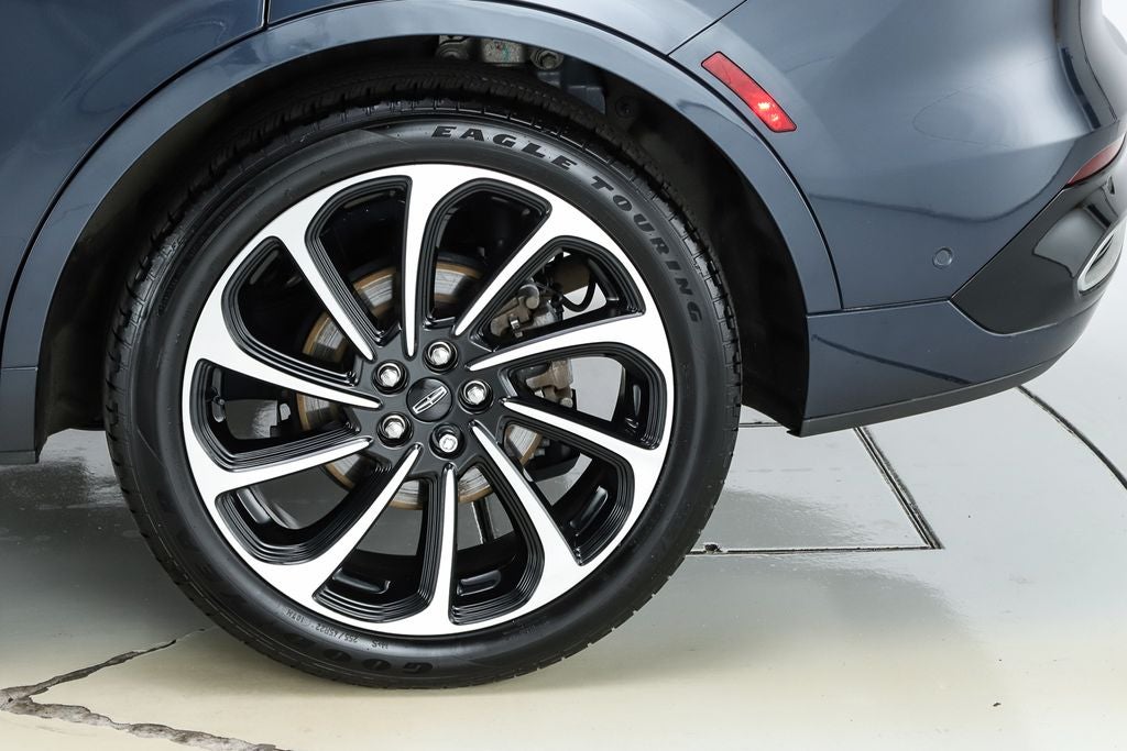 2024 Lincoln Nautilus Black Label