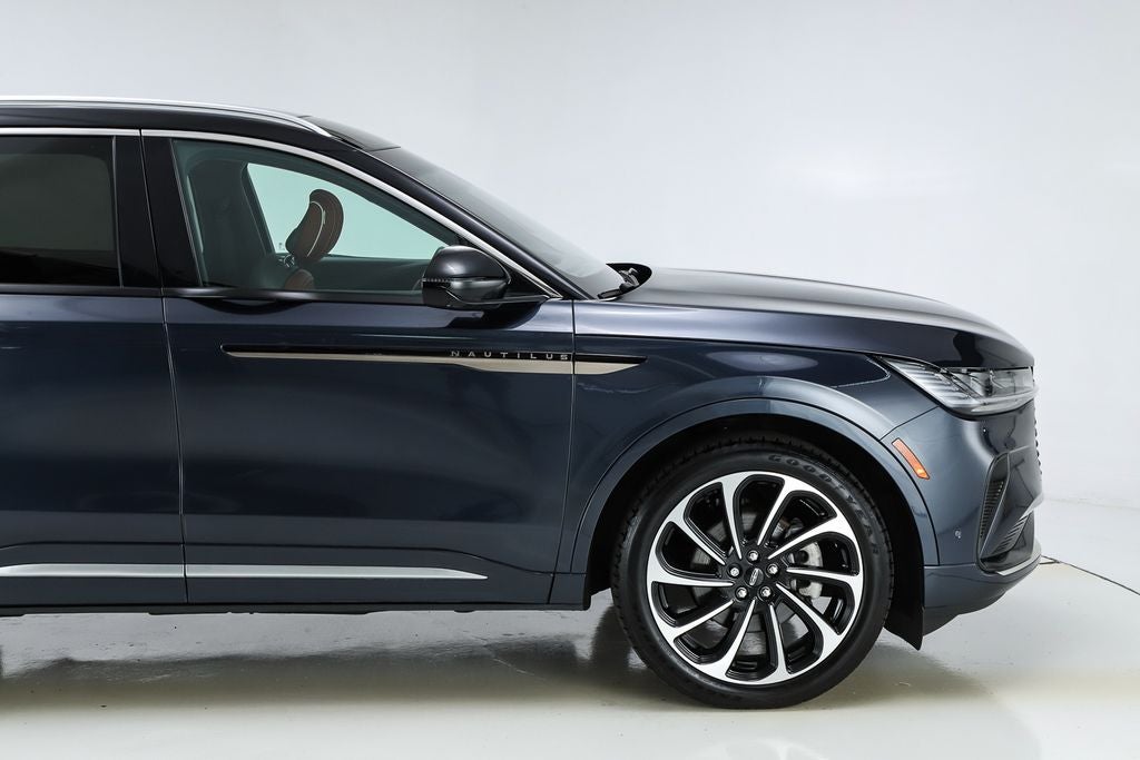 2024 Lincoln Nautilus Black Label