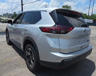 2024 Nissan Rogue SV