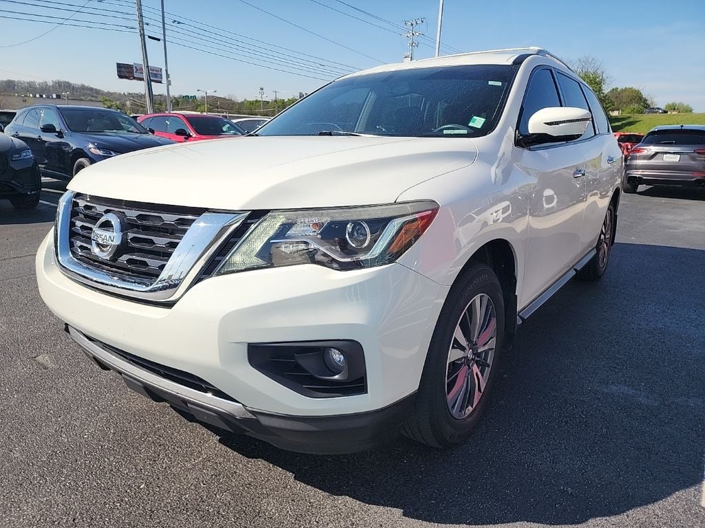 2017 Nissan Pathfinder SV