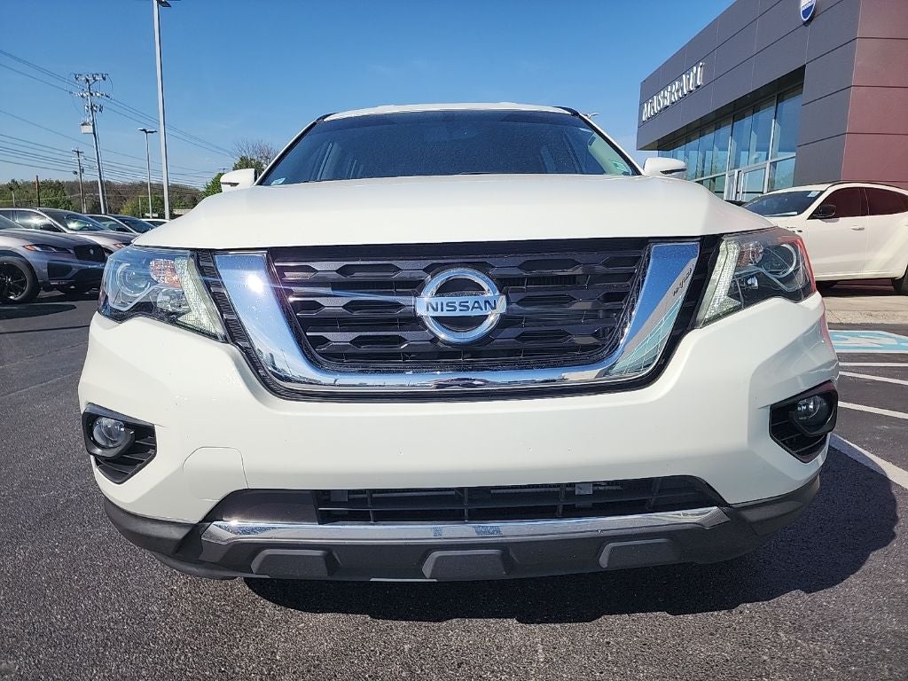 2017 Nissan Pathfinder SV