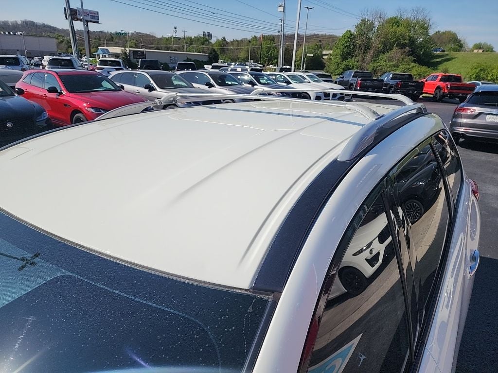 2017 Nissan Pathfinder SV