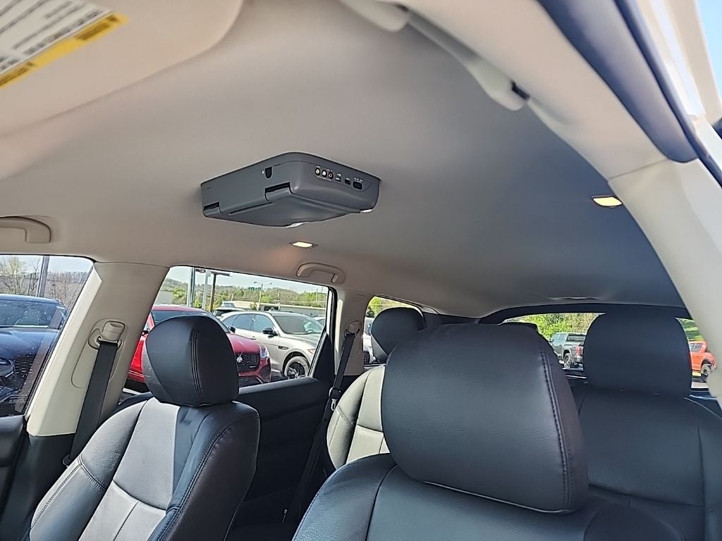 2017 Nissan Pathfinder SV