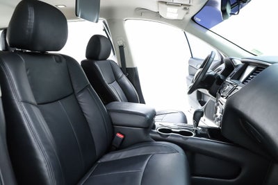 2017 Nissan Pathfinder SV