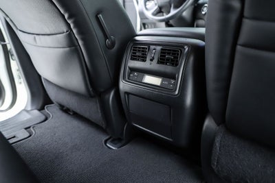 2017 Nissan Pathfinder SV
