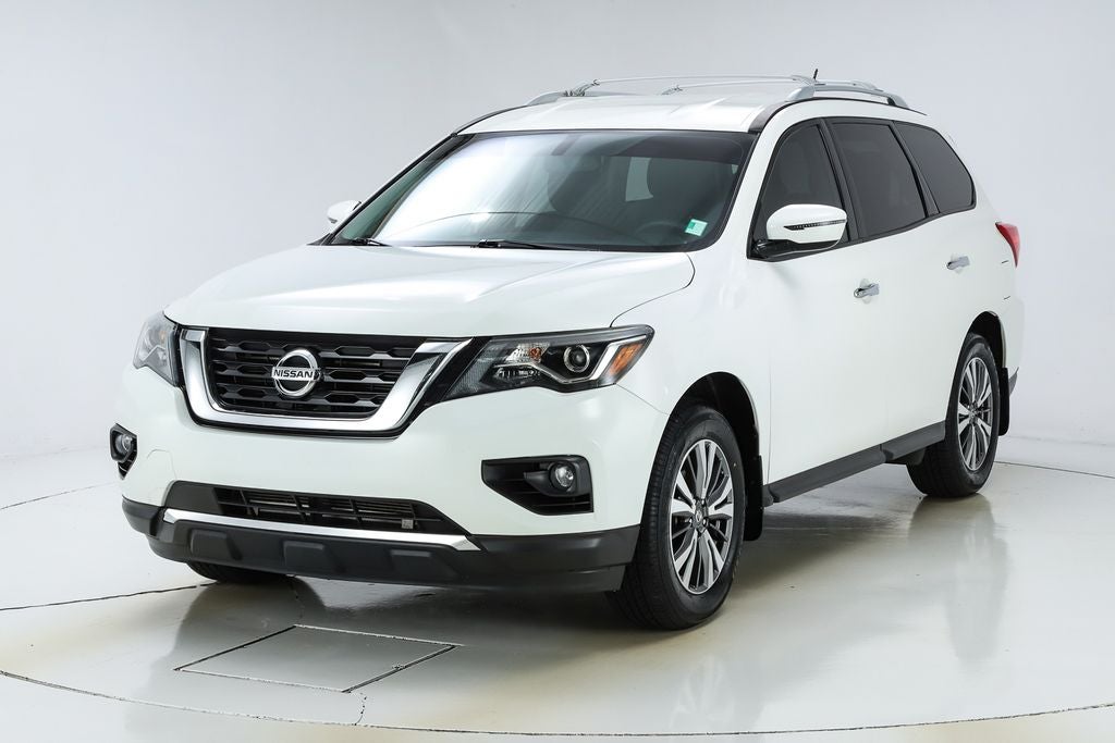 2017 Nissan Pathfinder SV