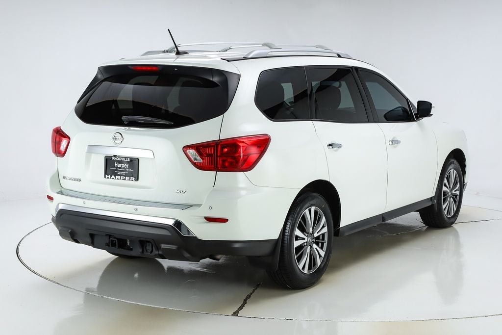 2017 Nissan Pathfinder SV