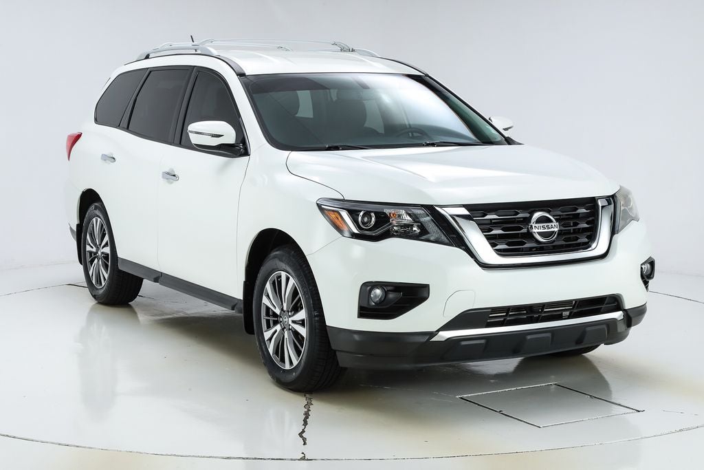 2017 Nissan Pathfinder SV
