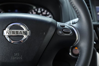 2017 Nissan Pathfinder SV