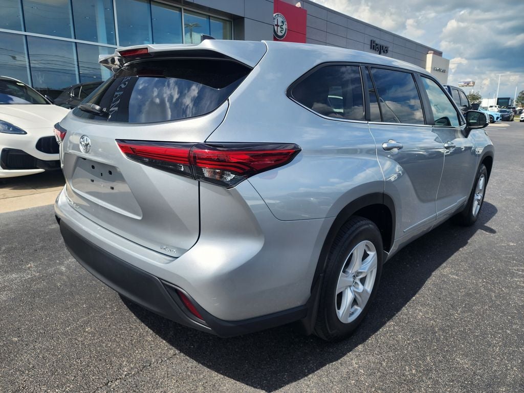 2023 Toyota Highlander L
