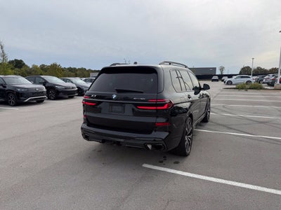 2025 BMW X7 xDrive40i