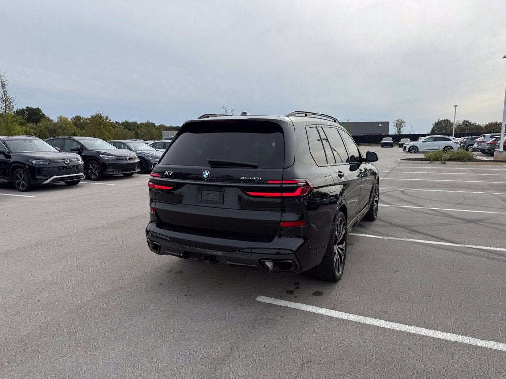 2025 BMW X7 xDrive40i