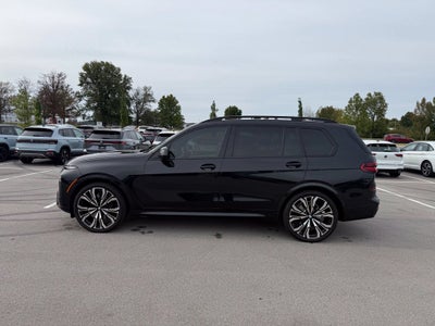2025 BMW X7 xDrive40i