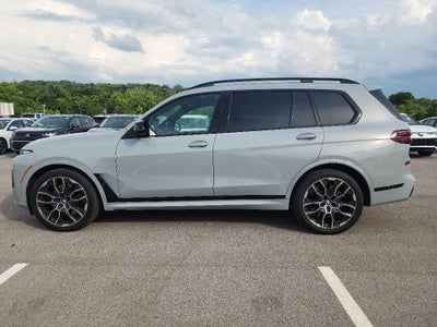 2024 BMW X7 M60i
