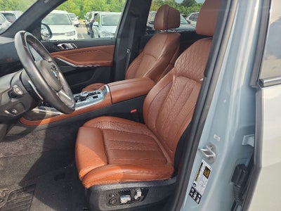 2024 BMW X7 M60i