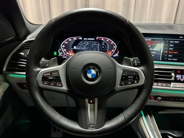 2022 BMW X5 M50i