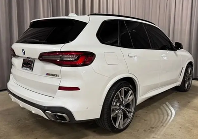 2022 BMW X5 M50i