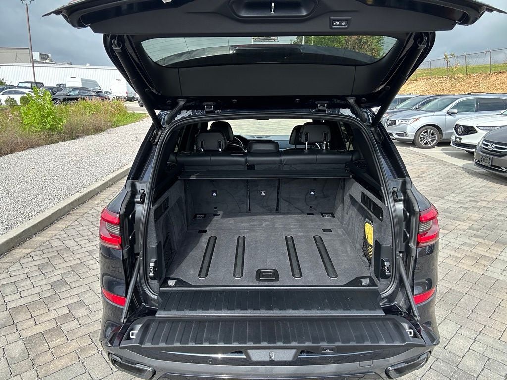 2020 BMW X5 M50i